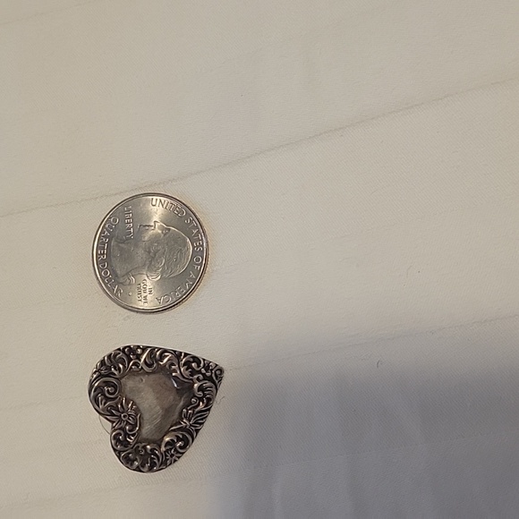 Silver Heart Earrings for pierced ears -925- pictures do not do them justice - Picture 4 of 4